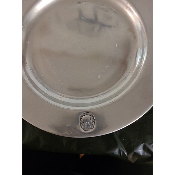 Vintage Wilton Armetale Columbia PA Pewter Plate RWP With Logo Front 8" - Picture 2 of 7